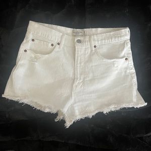 Abercrombie & Fitch High Rise Mom Short size 6